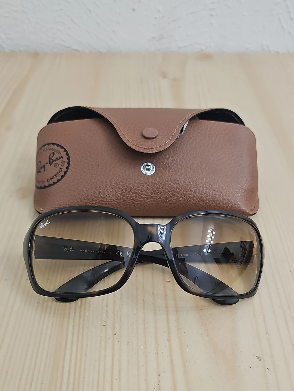 Ray-Ban Women's RB4068 Tortoise Frame Gradient Sunglasses Brown 710/51 60-17
